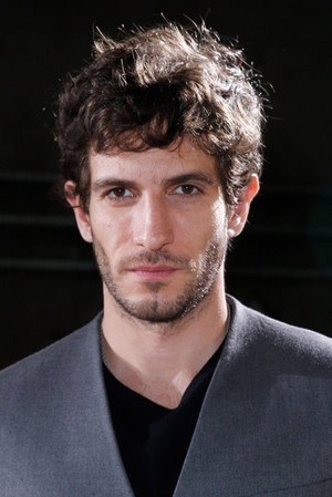 Quim Gutiérrez in Dark Blue Almost Black