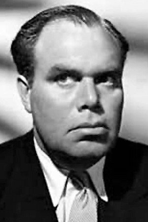 Peter Bull in The African Queen