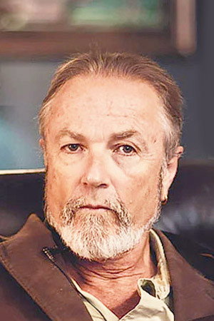 Steve Kilbey in The Go-Betweens: Right Here