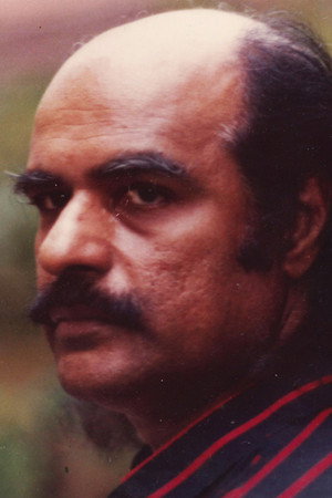 Gopi in Adaminte Vaariyellu