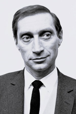 Vladek Sheybal in Billion Dollar Brain