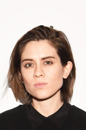 Tegan Quin in The Con