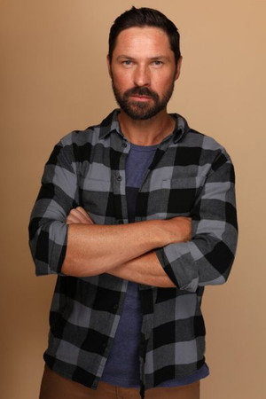 Neels Van Jaarsveld in Finders Keepers