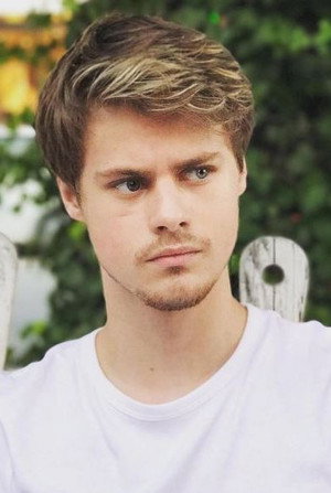 Mitchell Kummen in The Sherman Oaks Haunting