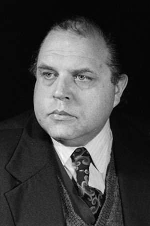 Carlos Wallenstein in Cheaters