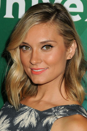 Spencer Grammer in The Outdoorsman