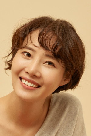 Kang Kyung-hun in A Lonely Island in the Distant Sea