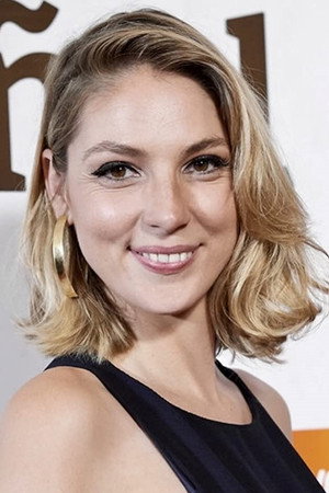 Paloma Bloyd in Sorry If I Call You Love