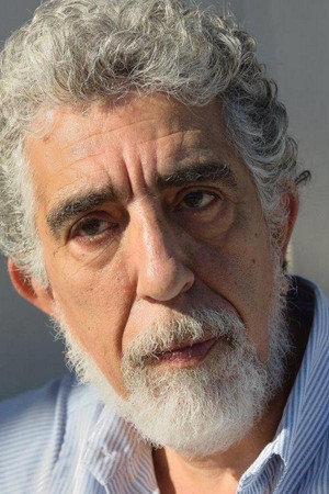 Pino Calabrese in The Cracker Effect