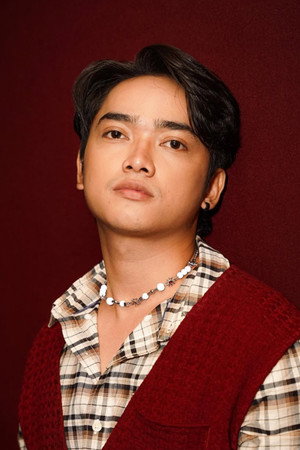 Reza Hilman in Marni: The Story of Wewe Gombel