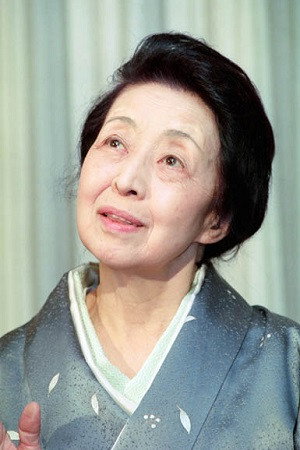 Sadako Sawamura in Late Chrysanthemums