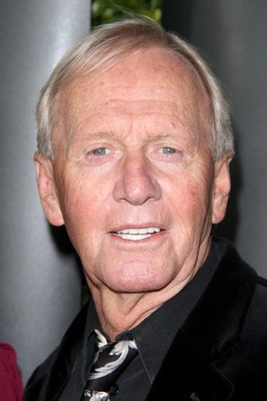 Paul Hogan in Strange Bedfellows