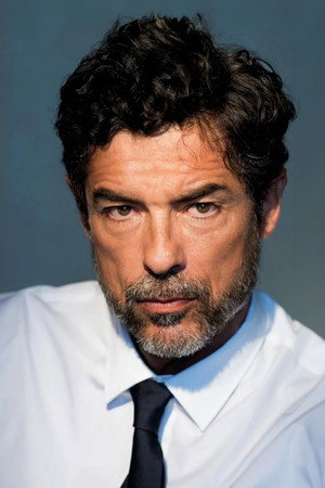 Alessandro Gassmann in Transporter 2