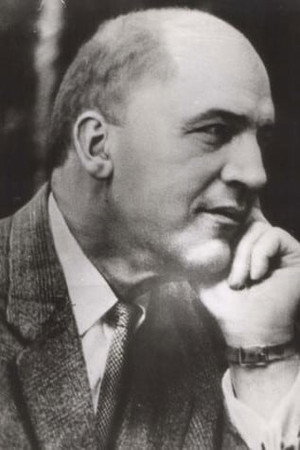 Vladimir Tkhapsayev in The Labour and Rose