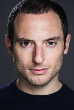 Daniel Ben Zenou in Monster Family 2