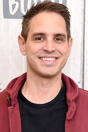 Greg Berlanti in Never Surrender  A Galaxy Quest Documentary