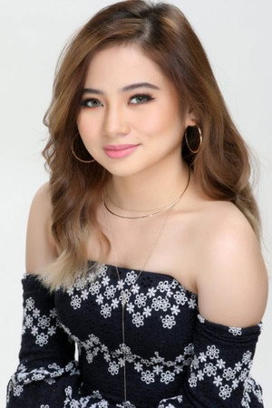 Ella Cruz in FanGirl FanBoy