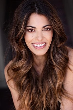 Lindsay Hartley in The Lies We Bury