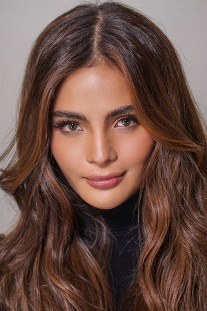 Lovi Poe in The Sacrifice
