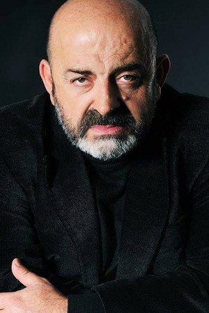 Enver Petrovci in The Bizarre Country