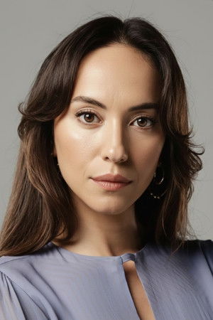 Duygu Sarışın in Grudge