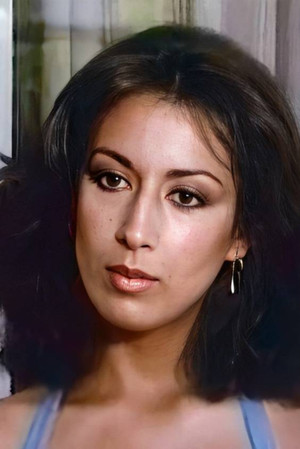 Annamaria Clementi in Emanuelle and the Last Cannibals