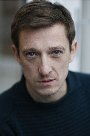 Maxence Dinant in Romanzo radicale