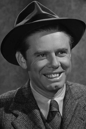 Clifton Young in Dark Passage