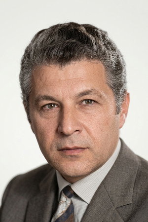 Kenan Pars in Karanlıkta Uyananlar