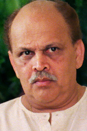 Sudhir Joshi in Smruti Chitre