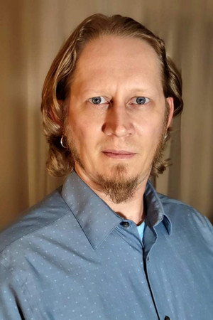 James Van Oort in Mina