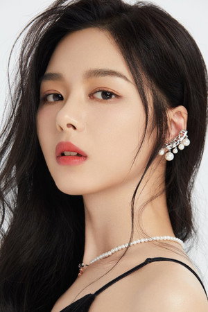 Zheng Nanxi in Mermaid's Jade