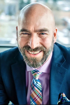 Darrell Portz in Grotesque