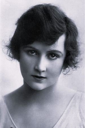 Fay Compton in Laughter in Paradise