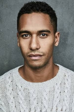 Elliot Knight in Color Out of Space