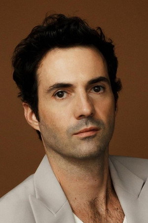 Pablo Cruz Guerrero in Las Horas Contigo