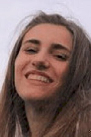 Aurora Sanfrutos in Eón