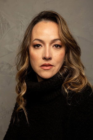 Caroline Roehrig in Vigor Mortis - Os primeiros 27 anos. Um Guia de Sobrevivência