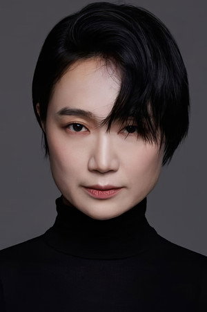 Choi Hee-jin in A Lonely Island in the Distant Sea