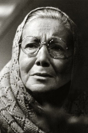 Jamileh Sheikhi in Travelers