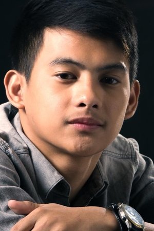 Vince Rillon in Hiram na Sandali