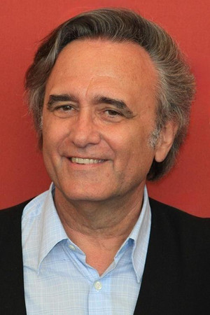 Joe Dante in The Return of the Living Dead:  The Decade of Darkness