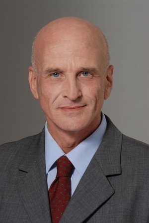 Giovanni Lombardo Radice in Cannibal Ferox