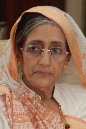 Asha Sharma in The Lamp of the Tomb