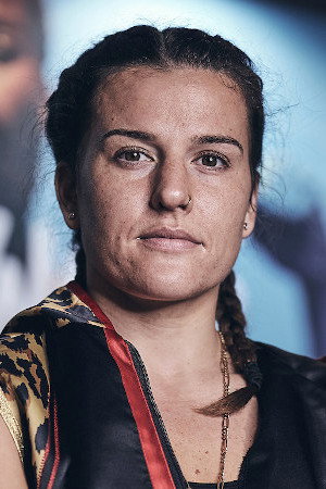 Chantelle Cameron in Devin Haney vs. Jorge Linares