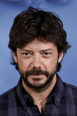 Álvaro Morte in Mirage
