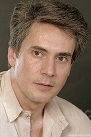 Miguel Ayones in El día del presidente