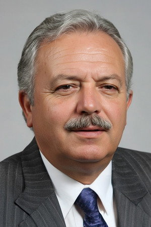 Ekrem Dümer in Baş Belası