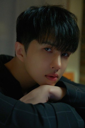 Ken in VIXX LIVE - LOST FANTASIA