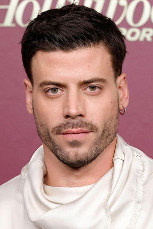 François Arnaud in The Girl King